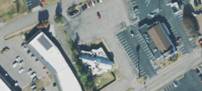 108 Glancy St