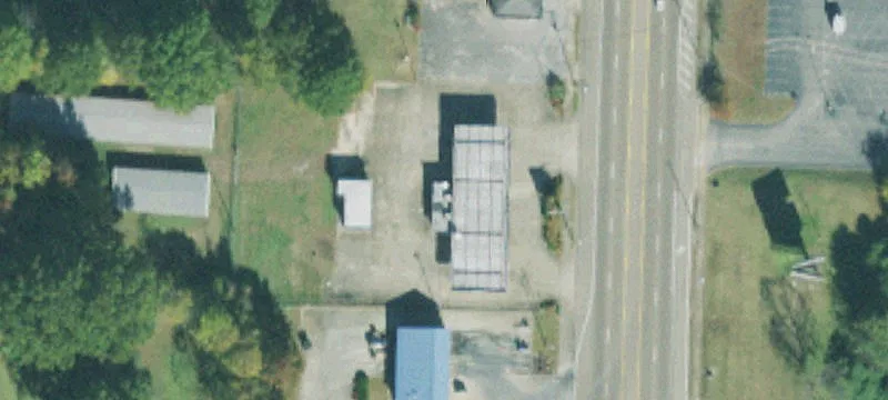 1353 Highland Ave
