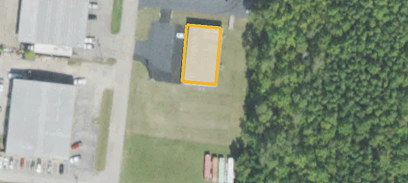 164 Commercial Dr