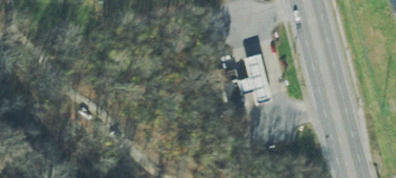 17 Memorial Blvd