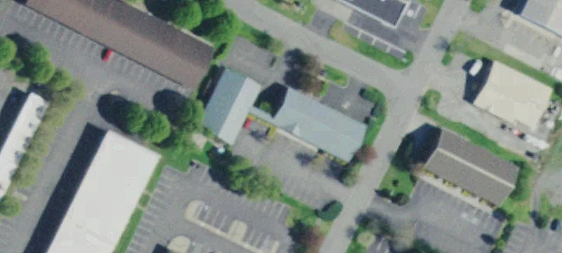 124 Henderson Ave