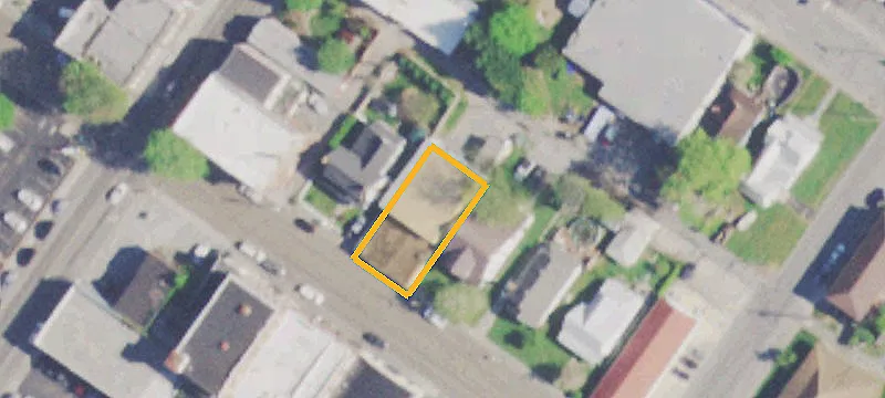 290 Main St