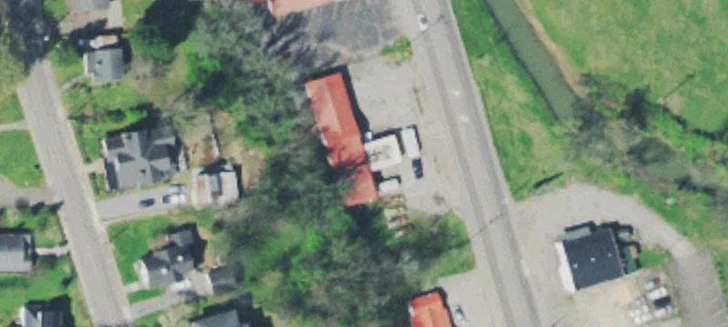 1015 Main St
