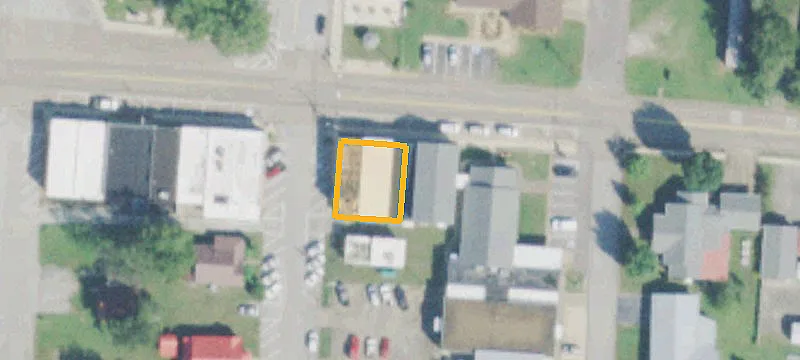 16 Main St
