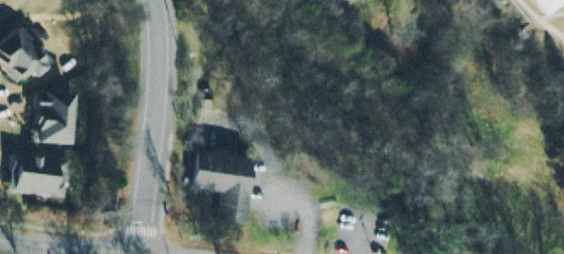 8252 Collins Rd