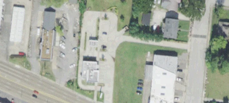 2504 Poplar Ave