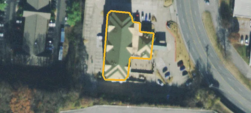 412 Royal Pkwy