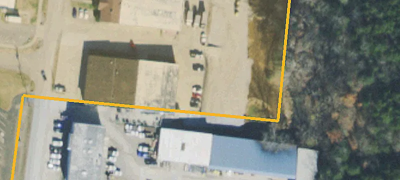 385 Industrial Dr