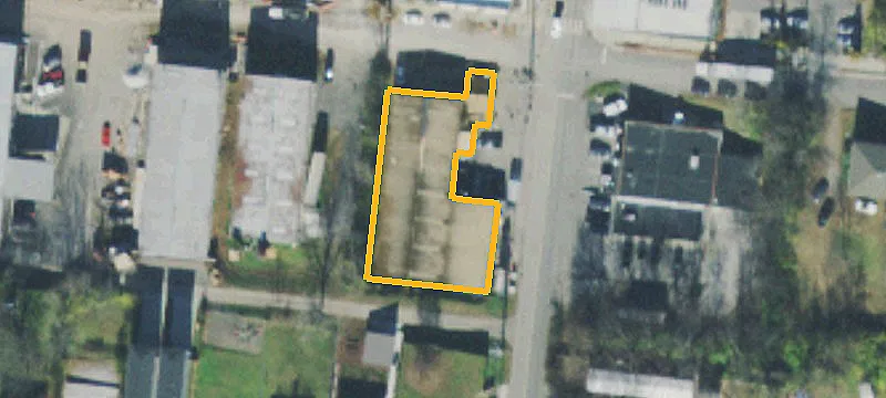 601 Merritt Ave