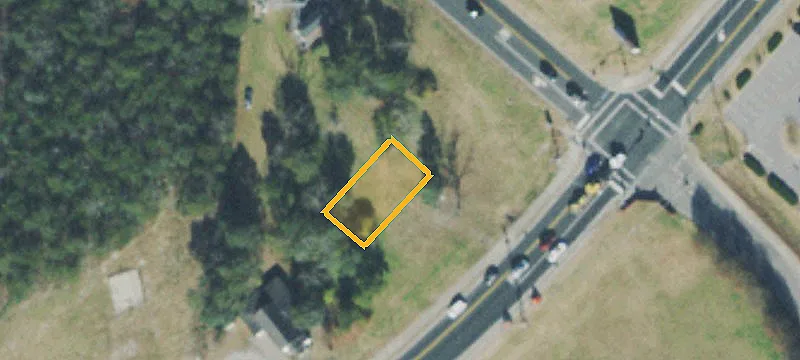 890 Isabella Ln