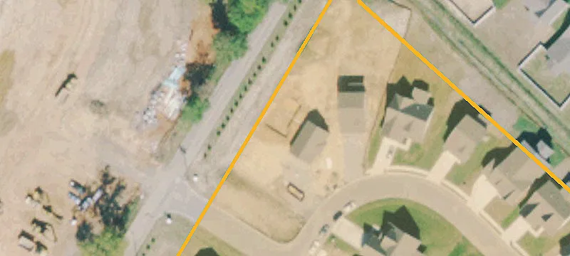1225 Neyland Cir