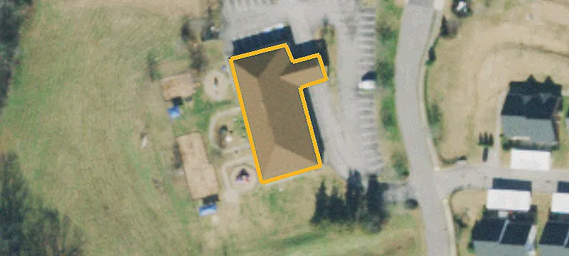 1002 Secluded Ln