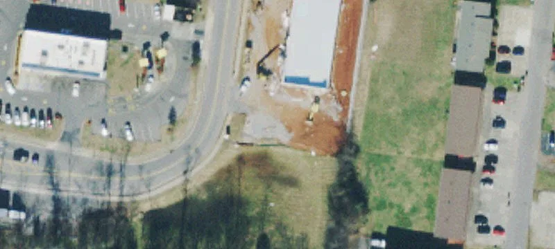 3900 Hollingwood Blvd