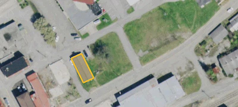 300 Main St