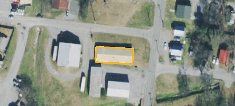 709 Deery St