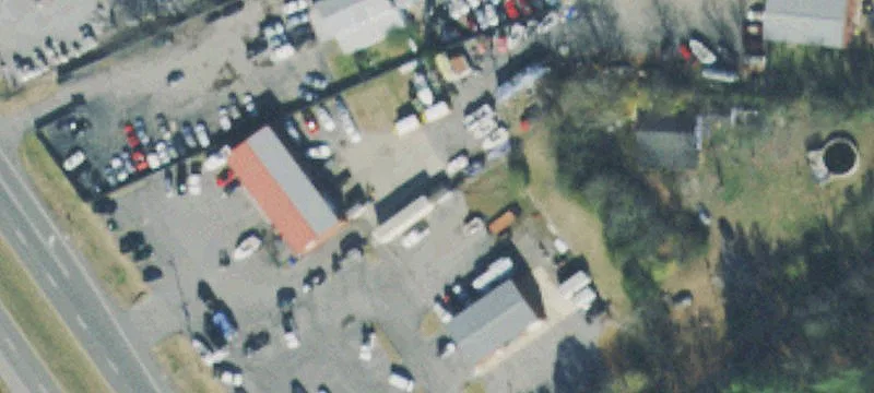 1307 Lowry St