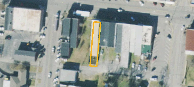 18 Main St
