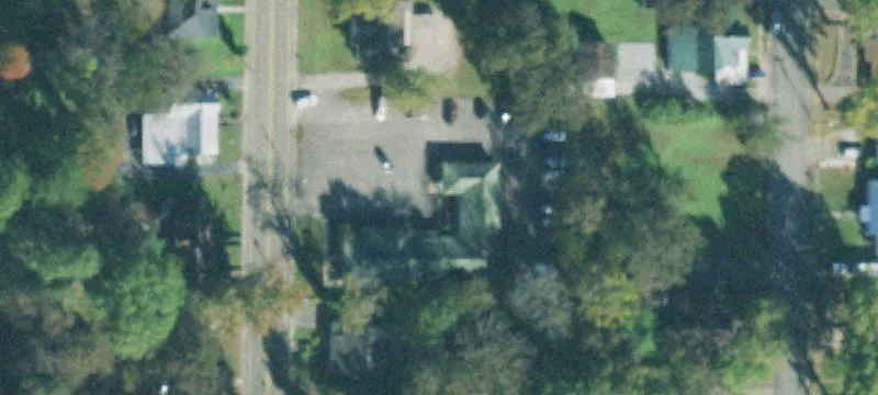 426 White Ave