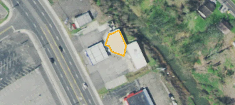 405 White St