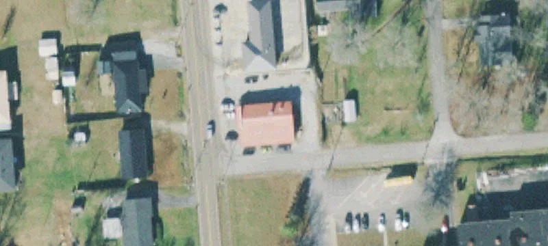 633 Main St