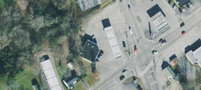 101 Cedar Ln
