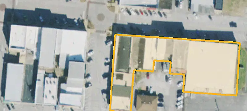 100 Main St