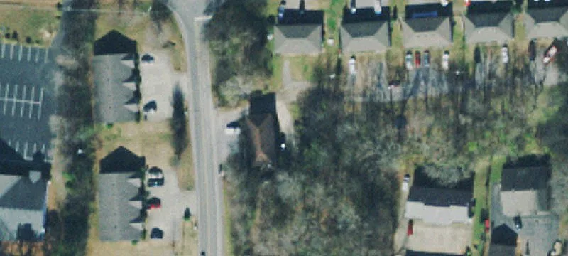 1585 Vis Ln