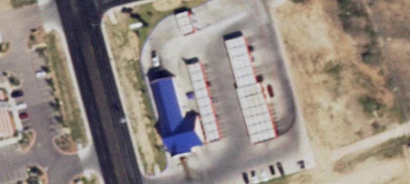 6900 Tres Hermanas Blvd