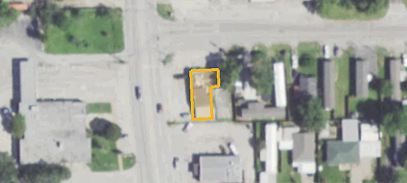 401 Main St