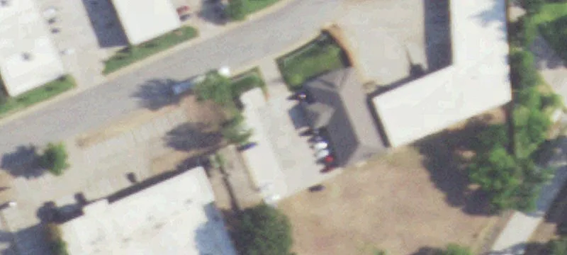 1135 Airport Cir