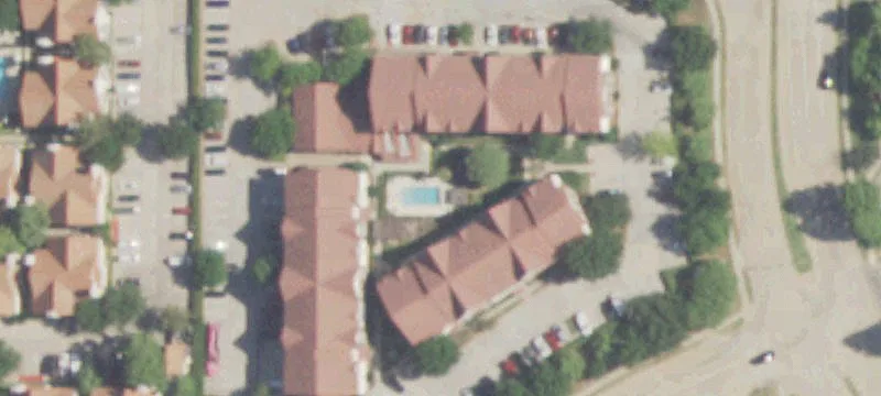 900 Walnut Hl Ln