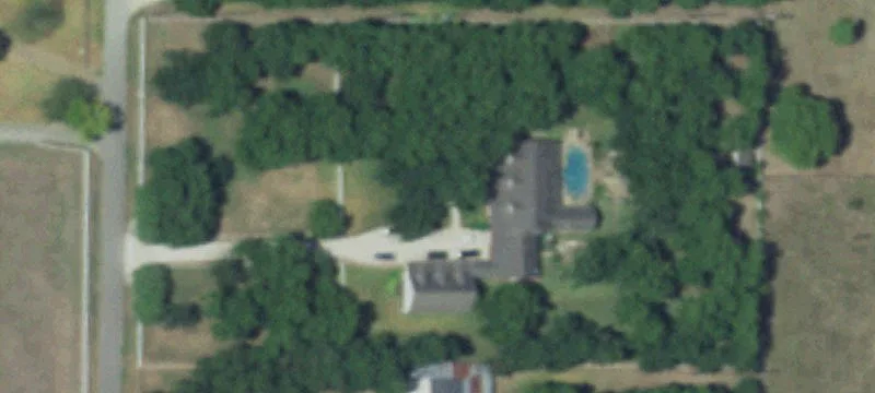 6860 Shady Ln