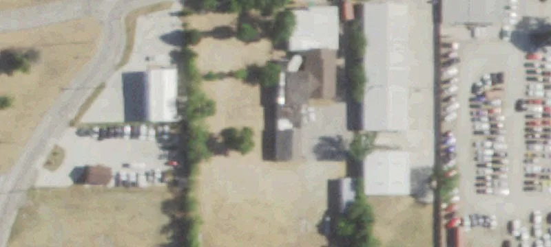 202 Red Bird Ln