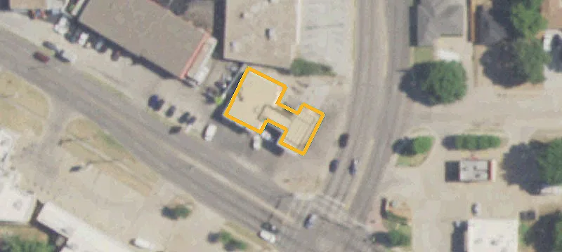 705 Macarthur Blvd