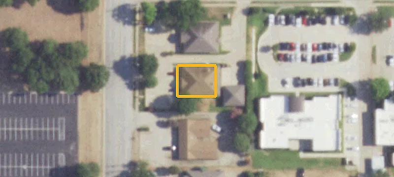 2124 Parkwood Dr