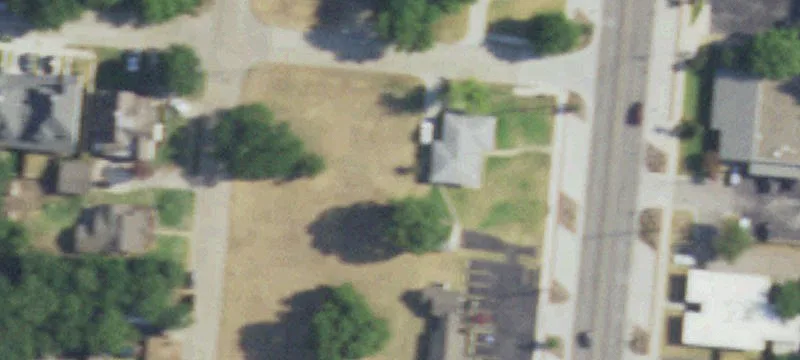 306 Main St
