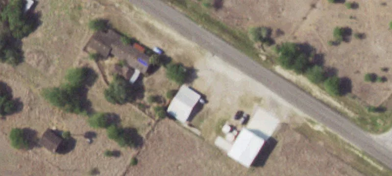 6923 Fm 1833