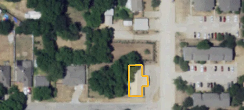 1905 Roberts Cut Off Rd