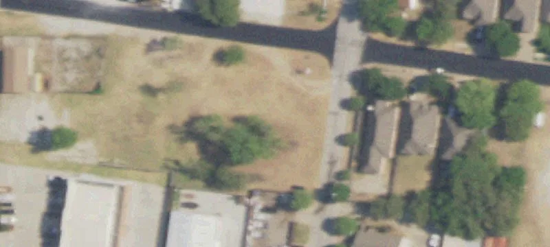 5600 Lamar St
