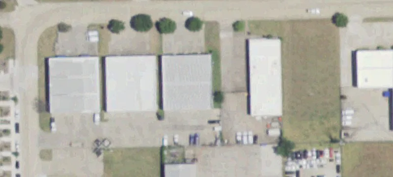 3906 Industrial St