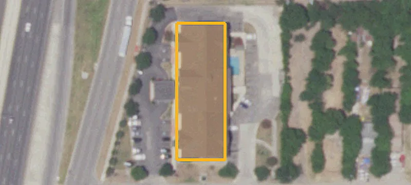 6900 Interstate 35