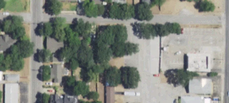 111 Akard St