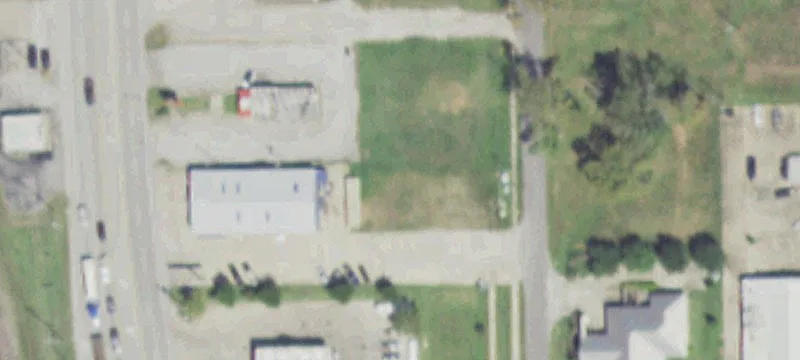 2527 Main St