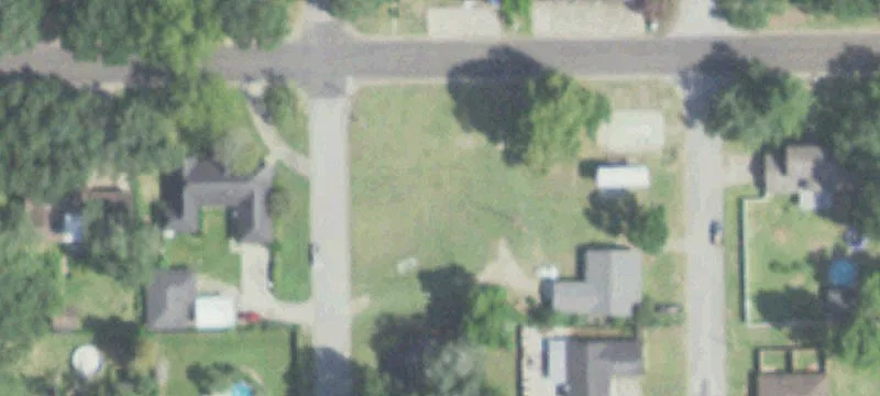 2010 Edgewood St