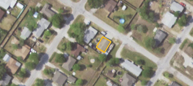 2712 Ave H H