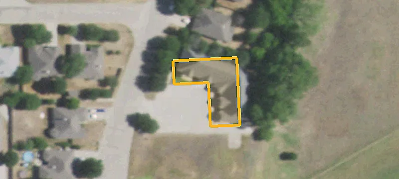 150 Willow Ct