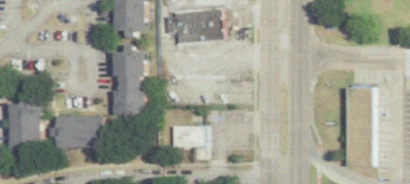 1905 Josey Ln