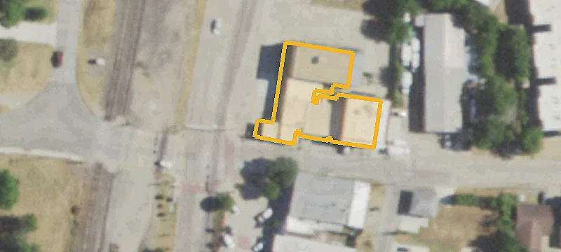 400 Main St