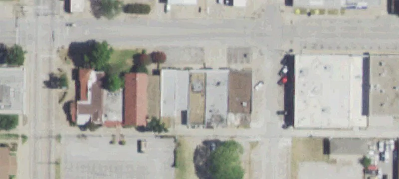704 Main St