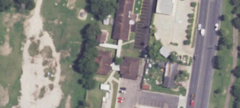 209 Hackberry Ave